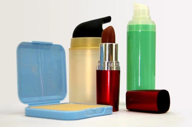 Pesquisa revela que mulheres não usam boa parte dos produtos de beleza que compram Stock Images/Stock Images Pesquisa revela que mulheres não usam boa parte dos produtos de beleza que compram Stock Images/Stock Images