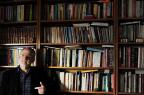 Charles Kiefer discute sua obra e fala sobre o porquê de ter assumido a função de retratar o minifúndio alemão no RS (Fernando Gomes/Agencia RBS)