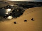 Conheça as belezas da praia de Canoa Quebrada, no Ceará Divulgação/MTur