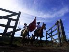 Tropeiros resgatam tradição da Bandeira do Divino em Santo Antônio da Patrulha Tadeu Vilani/Agencia RBS