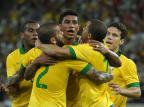 Paulinho é o melhor brasileiro em campo no empate da Seleção com a Inglaterra Yasuyoshi Chiba/AFP Paulinho é o melhor brasileiro em campo no empate da Seleção com a Inglaterra Yasuyoshi Chiba/AFP