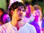 Protagonista de "Sangue Bom", Bento conquista três garotas na novela Matheus Cabral/TV Globo/Divulgação Protagonista de "Sangue Bom", Bento conquista três garotas na novela Matheus Cabral/TV Globo/Divulgação