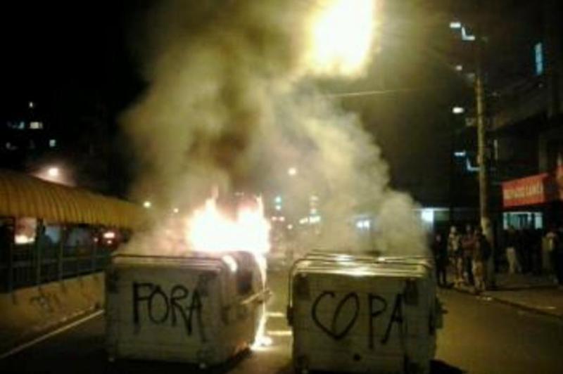 Ônibus é incendiado na Avenida João Pessoa:imagem 8