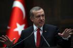 Premier canta vitória na Turquia e lança ofensiva contra opositores (ADEM ALTAN/AFP)