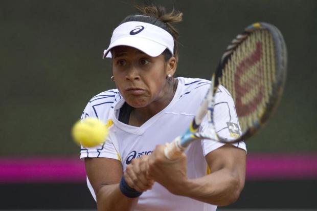 Após insucesso na França, Teliana Pereira vence no quali de Wimbledon AFP PHOTO/Raul ARBOLEDAPHOTO/Raul ARBOLEDA/AFP