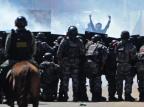 Grupo entra em confronto com a polícia, e clima fica tenso em protesto em Fortaleza Vanderlei Almeida/AFP