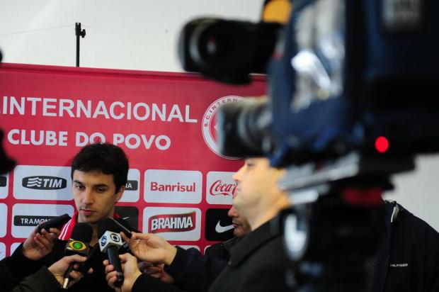 Novato do Inter, Scocco recebe ajuda dos gringos para se ambientar a Porto Alegre Fernando Gomes/Agencia RBS Novato do Inter, Scocco recebe ajuda dos gringos para se ambientar a Porto Alegre Fernando Gomes/Agencia RBS