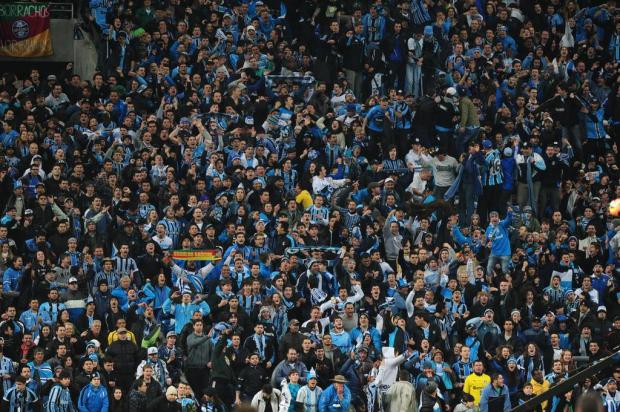 Presença na Libertadores e Arena fazem o Grêmio arrecadar cinco vezes mais que o Inter com ingressos em 2013 Bruno Alencastro/Agencia RBS