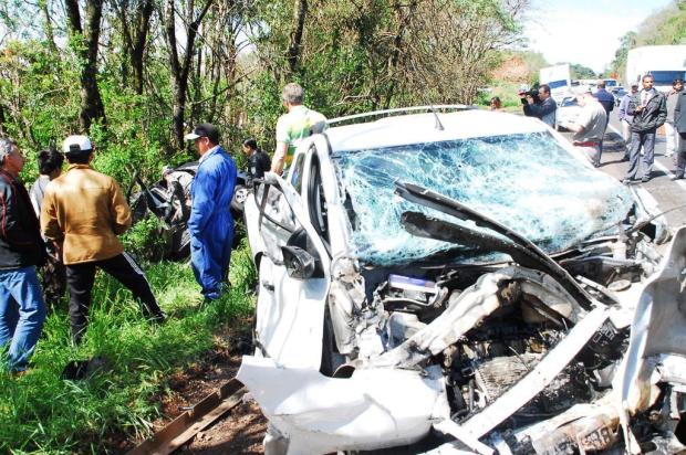 Acidente envolvendo três veículos deixa dois mortos na BR-153 em Erechim Rodrigo Finardi/Jornal Boa Vista/Especial