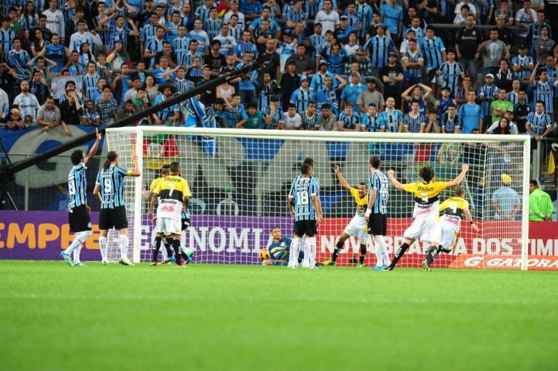 Por outro ângulo, o gol de Wellington Paulista:imagem 11