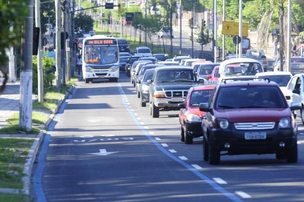 Corredor exclusivo de ônibus divide usuários em Porto Alegre Ronaldo Bernardi/Agencia RBS