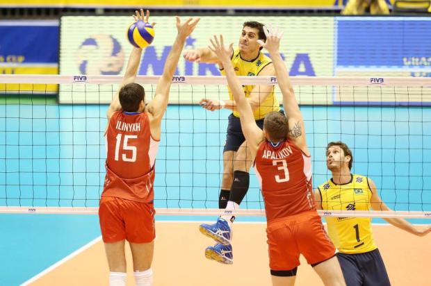 Brasil perde no vôlei para a Rússia, mas segue líder na Copa dos Campeões CBV/Divulgação