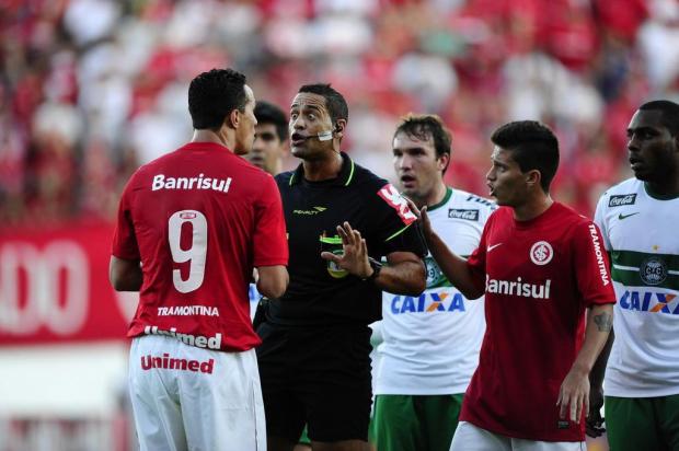 Willians dispara contra Clemer: "Temos três substituições e ele não coloca os jogadores pra jogar" Mauro Vieira/Agencia RBS