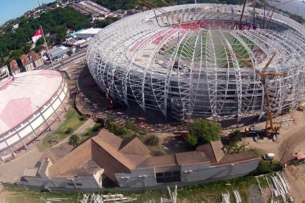 Inter busca parceiro privado para bancar R$ 7 milhões de piso da área particular no entorno do Beira-Rio Diego Vara/Agencia RBS Inter busca parceiro privado para bancar R$ 7 milhões de piso da área particular no entorno do Beira-Rio Diego Vara/Agencia RBS