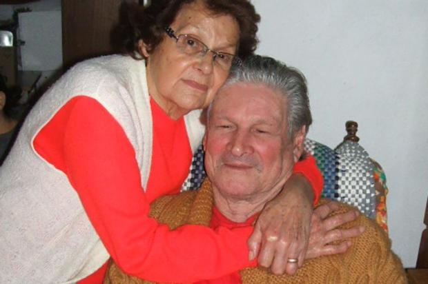 Marido e mulher casados havia 66 anos morrem no mesmo dia Reprodução/Reprodução Marido e mulher casados havia 66 anos morrem no mesmo dia Reprodução/Reprodução