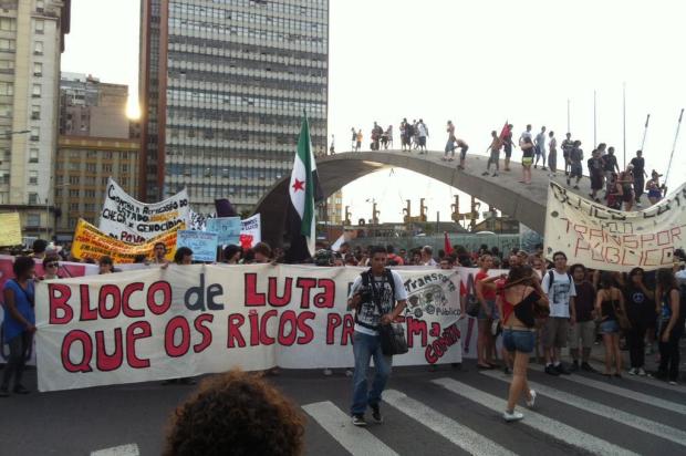 Grupos realizam protesto contra possível aumento de passagens em Porto Alegre Ricardo duarte/Agencia RBS