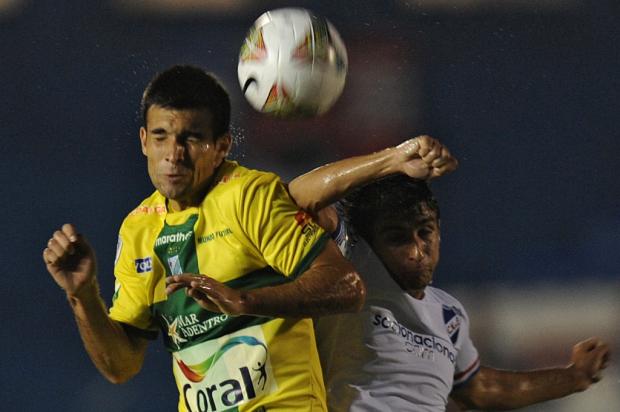 Nacional-URU vence Oriente Petrolero-BOL e enfrenta o Grêmio na estreia da Libertadores MIGUEL ROJO / AFP/