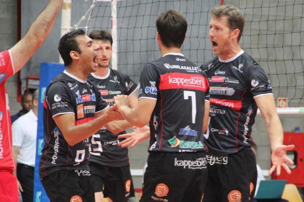 Kappesberg/Canoas vence a terceira consecutiva na Superliga Fernando Potrick/TXT Assessoria