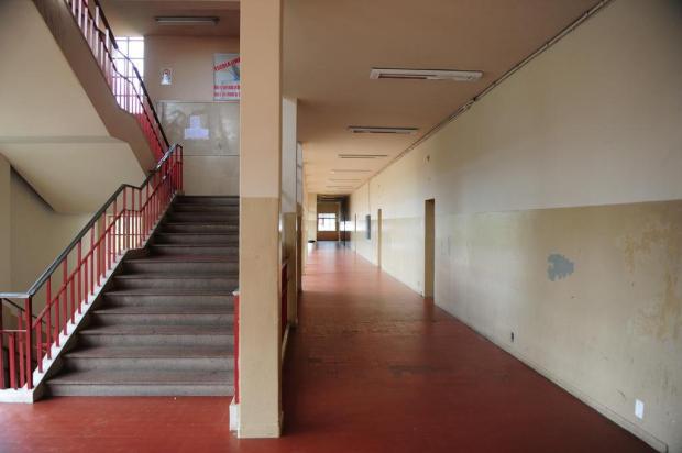 Greve dos professores tem adesão parcial nas escolas do Rio Grande do Sul Fernando Gomes/Agencia RBS Greve dos professores tem adesão parcial nas escolas do Rio Grande do Sul Fernando Gomes/Agencia RBS