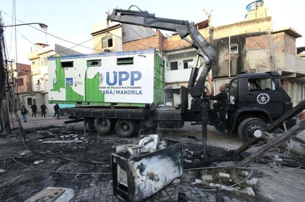 Governo do Rio de Janeiro pede apoio federal após ataques a UPPs ALE SILVA/FUTURA PRESS/ESTADÃO CONTEÚDO Governo do Rio de Janeiro pede apoio federal após ataques a UPPs ALE SILVA/FUTURA PRESS/ESTADÃO CONTEÚDO