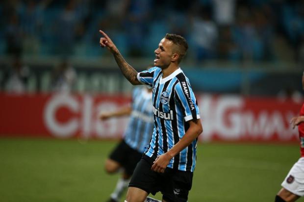 Grêmio vence por 2 a 1, elimina o Brasil-Pel e se garante na final do Gauchão Jefferson Botega/Agencia RBS