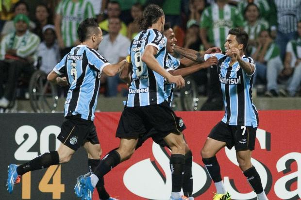Grêmio vence o Nacional-COL por 2 a 0 e se garante nas oitavas da Libertadores Raul ARBOLEDA/AFP