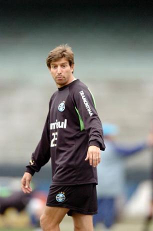 Grêmio deve investir em reforços para o Brasileirão Valdir Friolin/Agência RBS Grêmio deve investir em reforços para o Brasileirão Valdir Friolin/Agência RBS