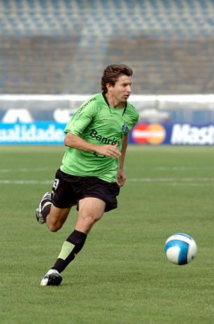 Tcheco não quer ser visto como a salvação do Grêmio Valdir Friolin/Agência RBS Tcheco não quer ser visto como a salvação do Grêmio Valdir Friolin/Agência RBS