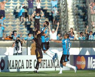Grêmio perde para o Figueirense no Olímpico e fica fora do G-4 Ricardo Duarte/