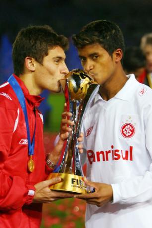 Gabiru confirma presença na festa do Mundial Jefferson Bernardes/VIPCOMM Gabiru confirma presença na festa do Mundial Jefferson Bernardes/VIPCOMM