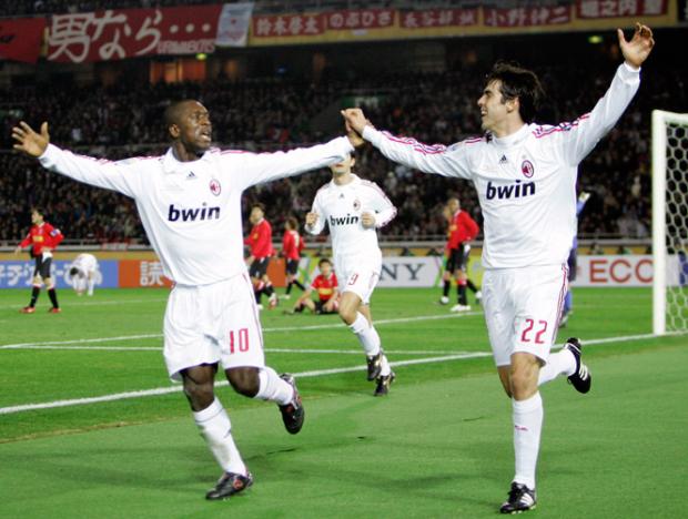 Kaká: Ainda me falta o troféu do Mundial Shizuo Kambayashi/AP