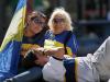 Torcedores argentinos, concentrados no Obelisco, em Buenos Aires, choravam e não acreditavam na derrota do Boca Juniors