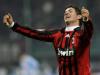 Pato prometeu que faria um gol em sua estréia e cumpriu