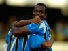 O Grêmio precisou de apenas dois minutos, no segundo tempo, para comemorar o seu primeiro gol