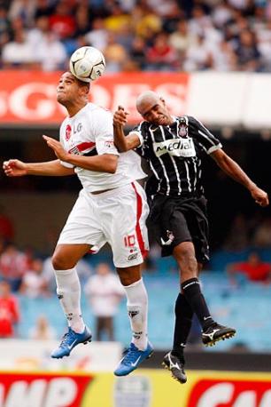São Paulo e Corinthians empatam sem gols no Morumbi Wander Roberto/VIPCOMM São Paulo e Corinthians empatam sem gols no Morumbi Wander Roberto/VIPCOMM
