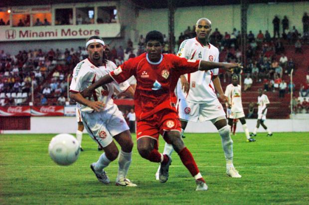 Inter-SM tira invencibilidade do São Luiz no Gauchão Lauro Alves / Inter-SM tira invencibilidade do São Luiz no Gauchão Lauro Alves /