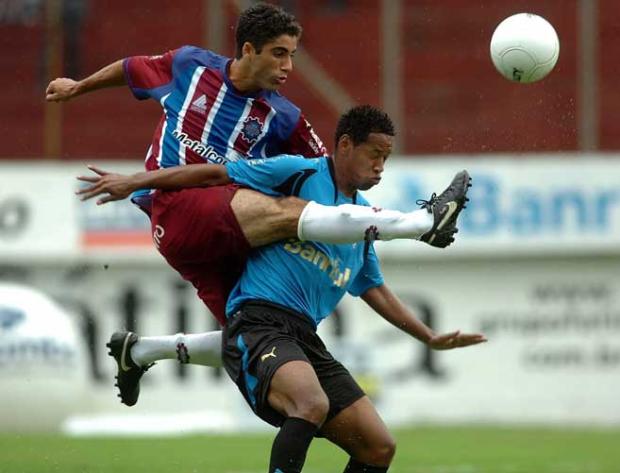 Grêmio sai na frente, mas Caxias chega ao empate Daniela Xu/