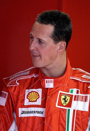 Schumacher vai administrar multa imposta à McLaren Manu Fernandez, AP / Schumacher vai administrar multa imposta à McLaren Manu Fernandez, AP /