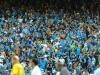 A torcida do Grêmio lota o estádio. No jogo desta quinta-feira (20), mulheres, idosos e crianças não pagam ingresso