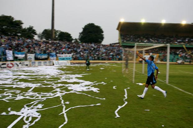 Perea pode perder a titularidade no Grêmio Adair Sobczak, Especial/