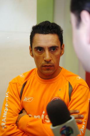 Luciano Henrique será o substituto de Romerito contra o Inter Valdir Friolin /
