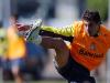 O meia Alex mostrou grande disposição no treino desta manhã