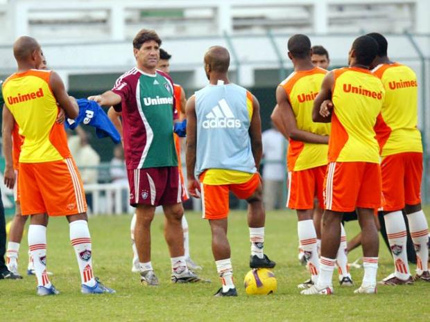 Fluminense e São Paulo decidem quem segue na Libertadores Fotocom.net/ Fluminense e São Paulo decidem quem segue na Libertadores Fotocom.net/