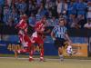 Mas o Grêmio, do meia Roger, conseguiu conter o ataque do adversário