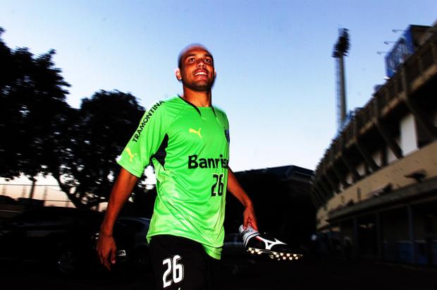 Marcel diz que está pronto para reestrear no Grêmio Ricardo Chaves / Marcel diz que está pronto para reestrear no Grêmio Ricardo Chaves /