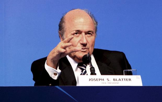 Blatter vai dificultar naturalizações de jogadores para seleções EFE /