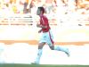 Aos 29 minutos o gol Colorado. ALex, em jogada individual, recebe a bola da esquerda. O meia passa pela zaga e chuta sem ângulo, marcando um golaço