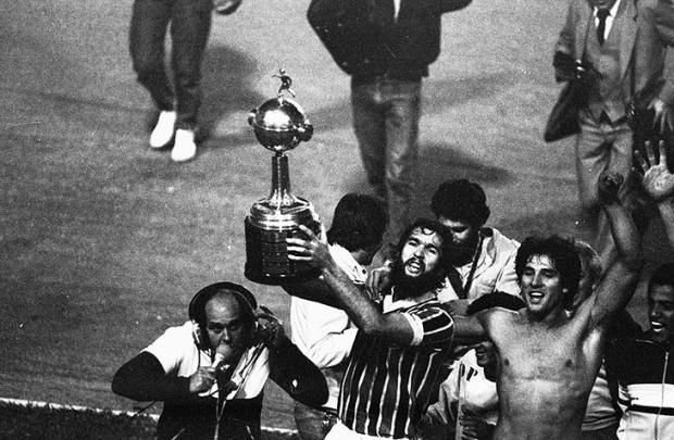 Há 25 anos, o Grêmio conquistava a América pela primeira vez Adolfo Alves, Banco de Dados / Há 25 anos, o Grêmio conquistava a América pela primeira vez Adolfo Alves, Banco de Dados /