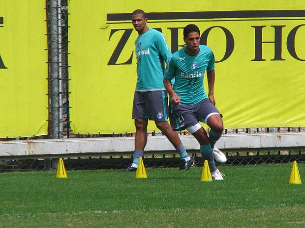 Médico está cauteloso sobre aproveitamento de Willian Magrão e Pereira Vinícius Rebello/ Médico está cauteloso sobre aproveitamento de Willian Magrão e Pereira Vinícius Rebello/