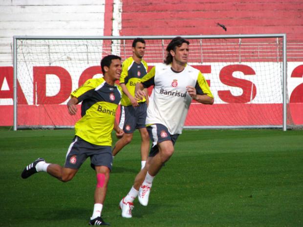 Lateral-esquerdo Ramon pode substituir André Santos no Corinthians Juliano Schüler / Lateral-esquerdo Ramon pode substituir André Santos no Corinthians Juliano Schüler /